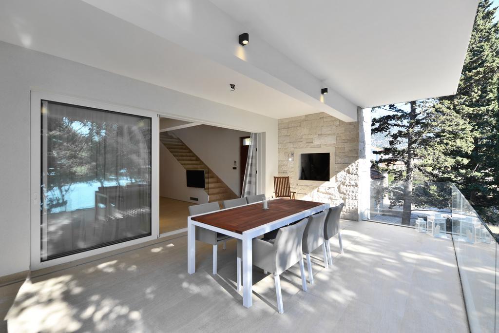 Chiponsky One - 5 Star Beachfront Property بول المظهر الخارجي الصورة